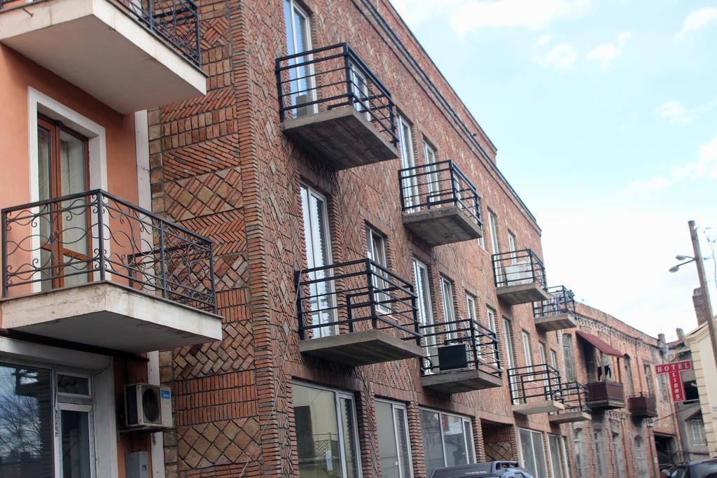 Old Tbilisi Trio Apartments Δωμάτιο φωτογραφία