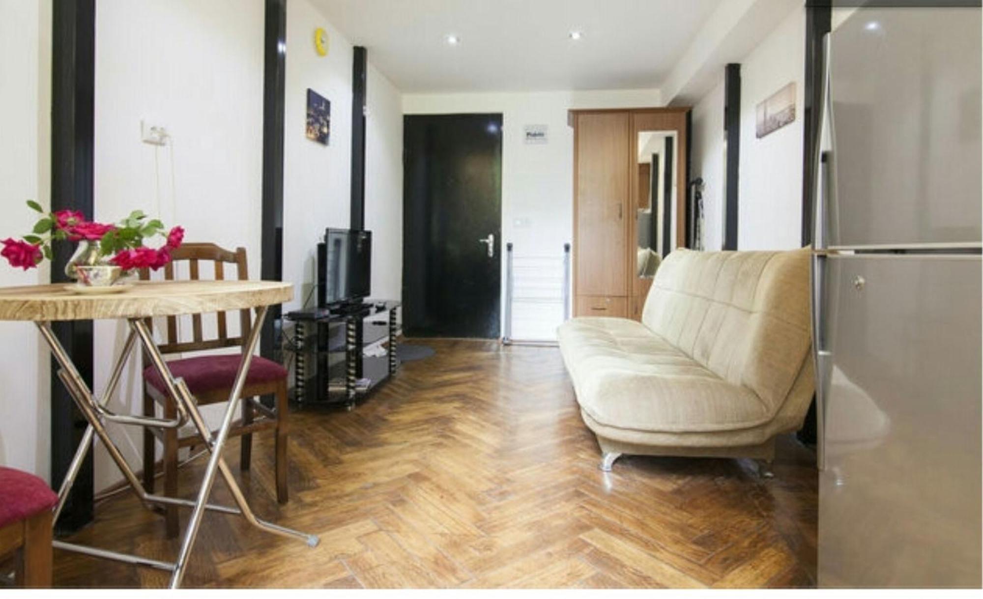 Old Tbilisi Trio Apartments Δωμάτιο φωτογραφία