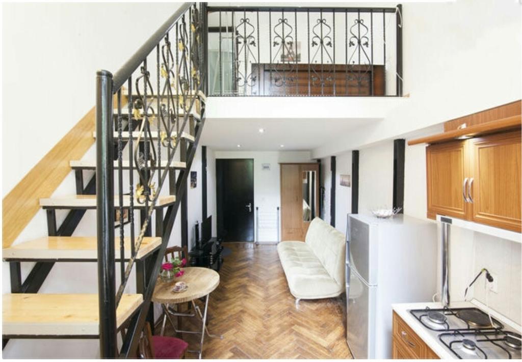 Old Tbilisi Trio Apartments Δωμάτιο φωτογραφία