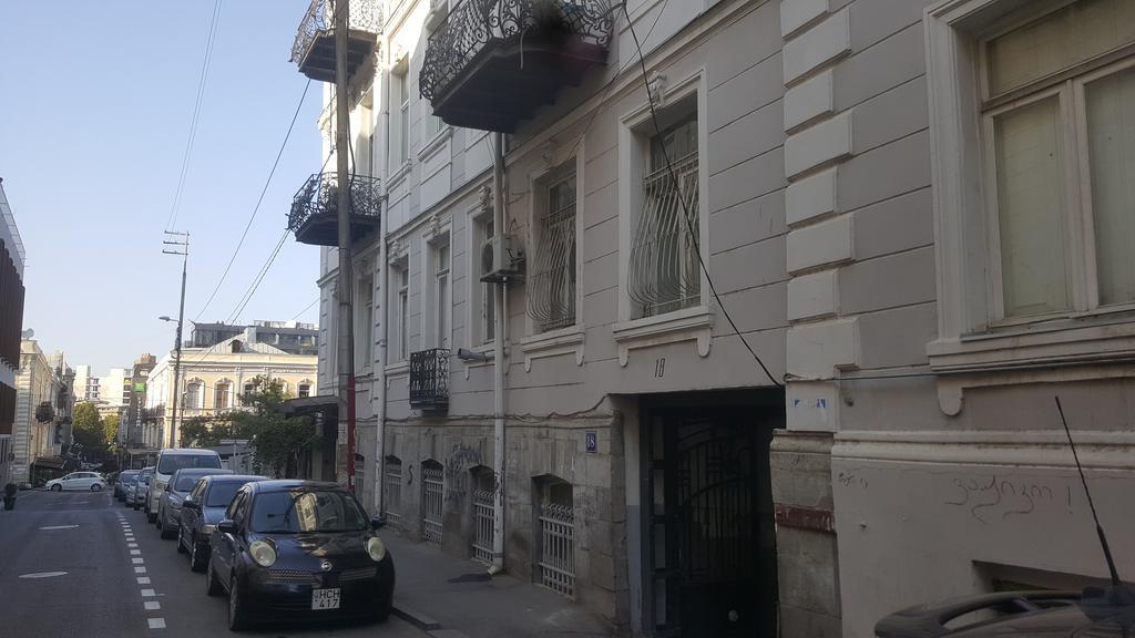 Old Tbilisi Trio Apartments Εξωτερικό φωτογραφία