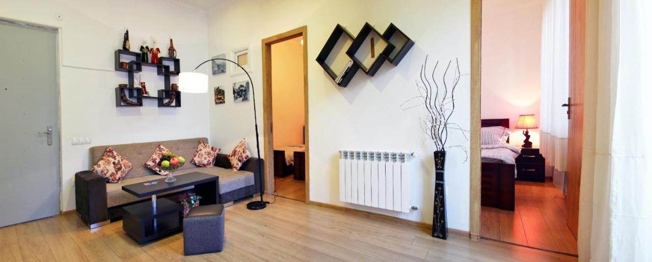 Old Tbilisi Trio Apartments Εξωτερικό φωτογραφία